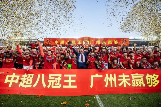尤其是宽萨，他上半场跟科纳特，下半场跟乔-戈麦斯的配合都非常好。